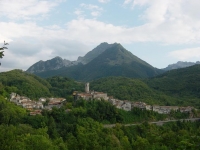 Minucciano, veduta dall´ Eremo della Beata Vergine del Soccorso Minucciano, veduta dall´ Eremo della Beata Vergine del Soccorso